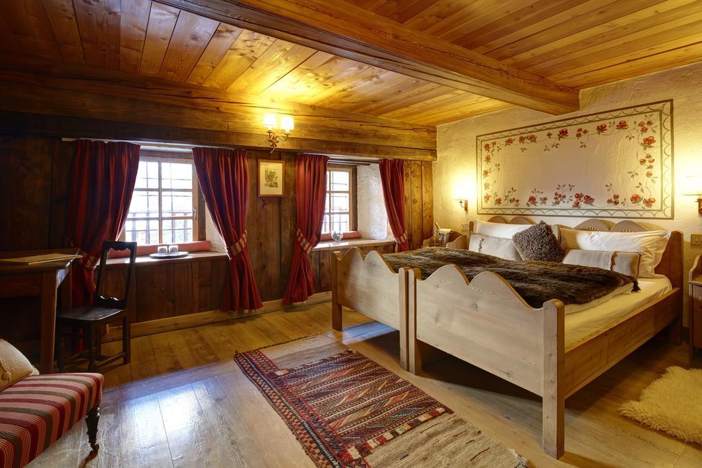 Hotellerie De Mascognaz Champoluc Exterior foto